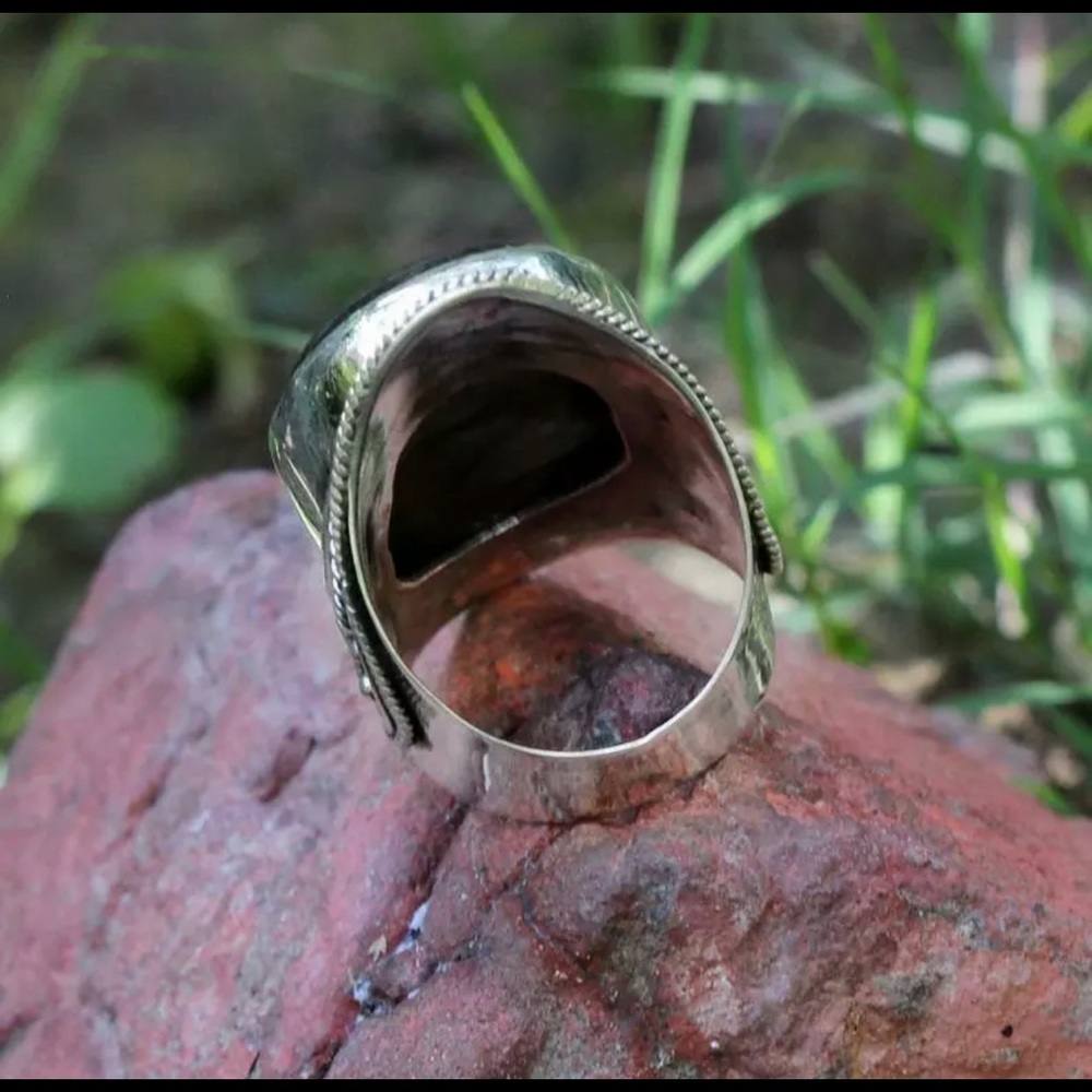 Labradorite Ring - Picture 3 of 4